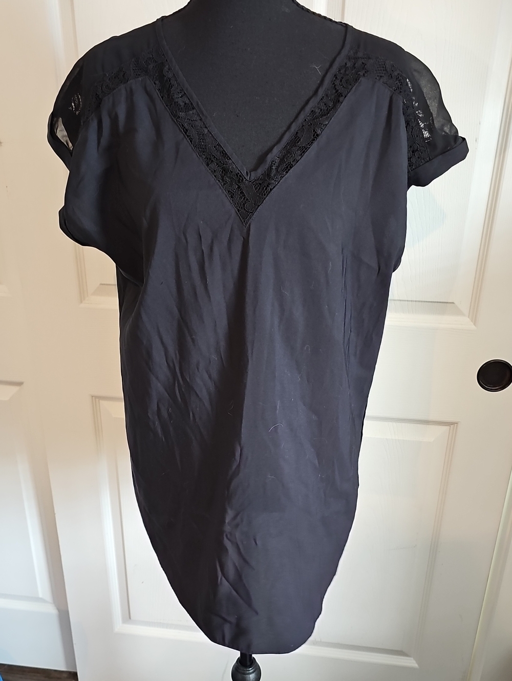 Express Black V-Neck Lace-Trim Cap Sleeve Blouse
